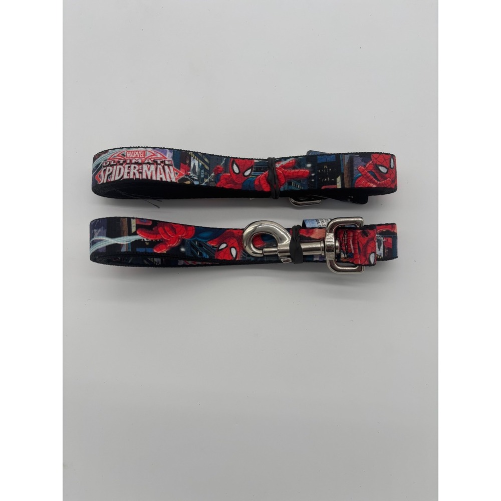 Buckle Down Marvel Ultimate Spiderman Dog Leash